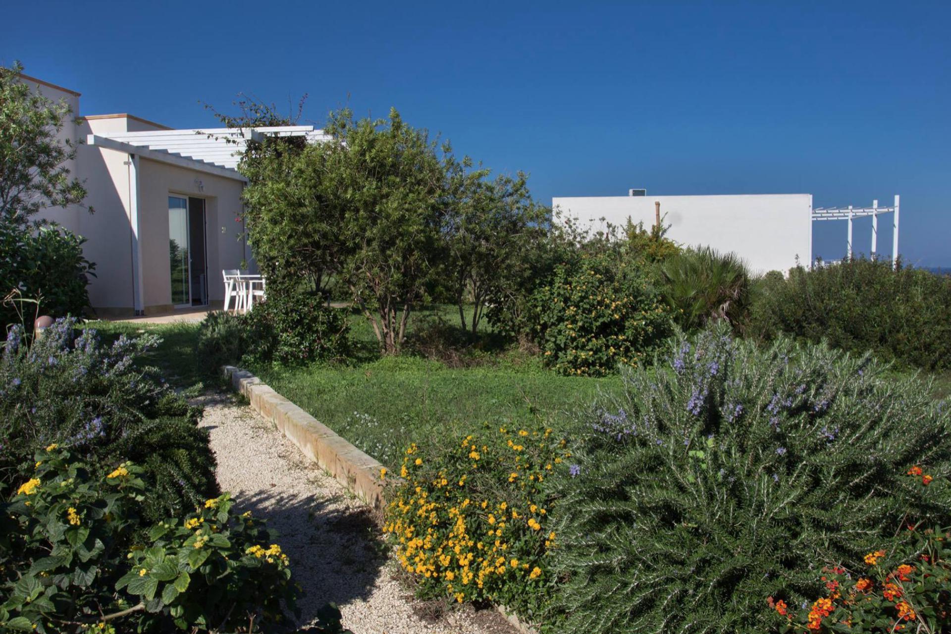 Agriturismo Sicilie Cottages op prachtige plek aan zee vlakbij Siracusa