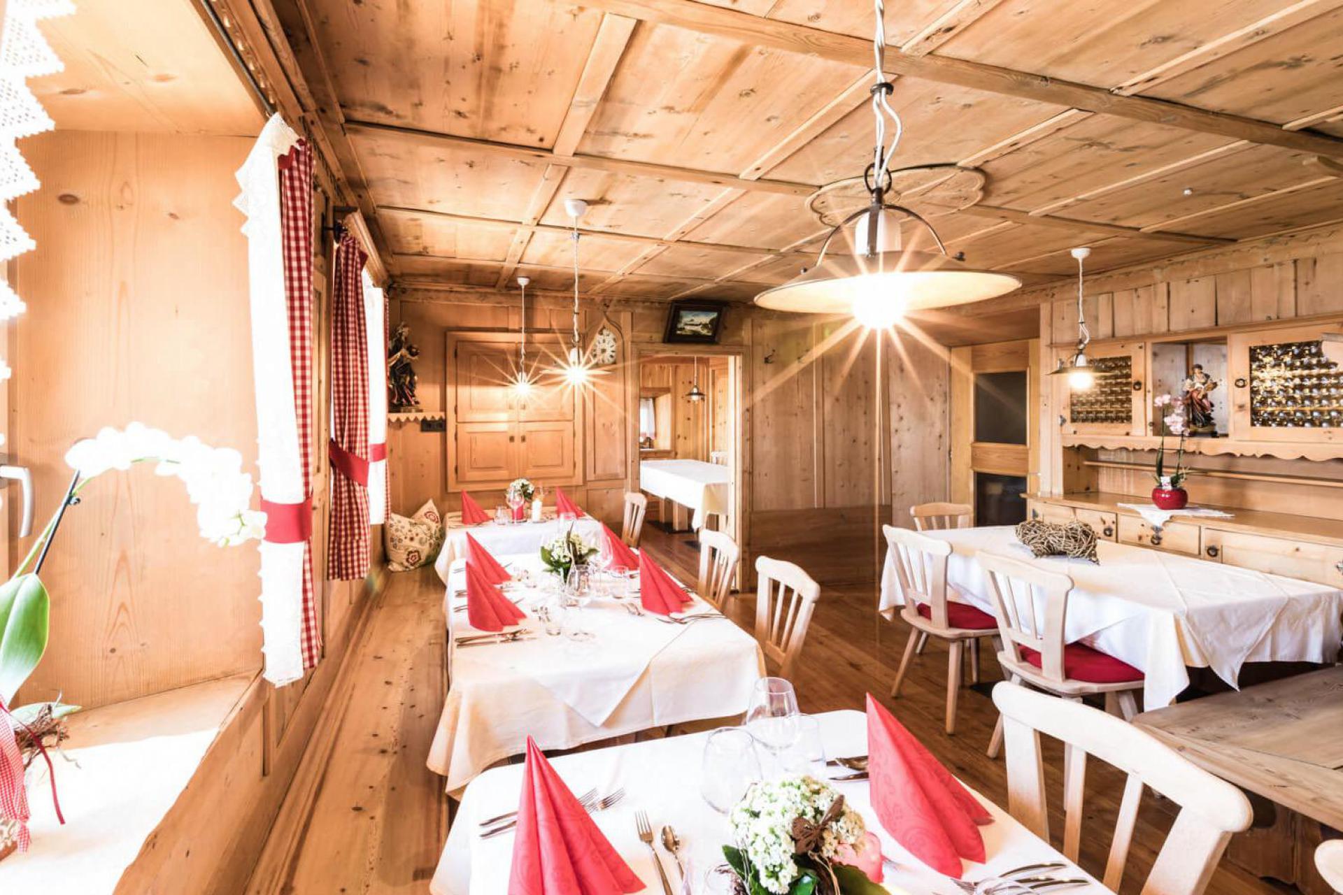 Boerderij met dieren in de bergen van Trentino