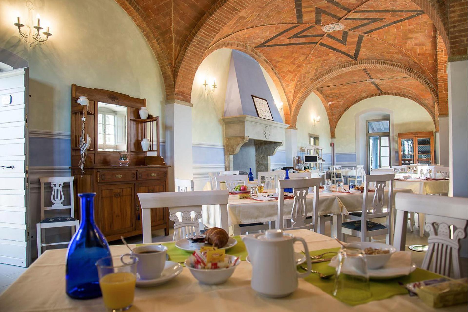 Leuke agriturismo met zwembad en restaurant