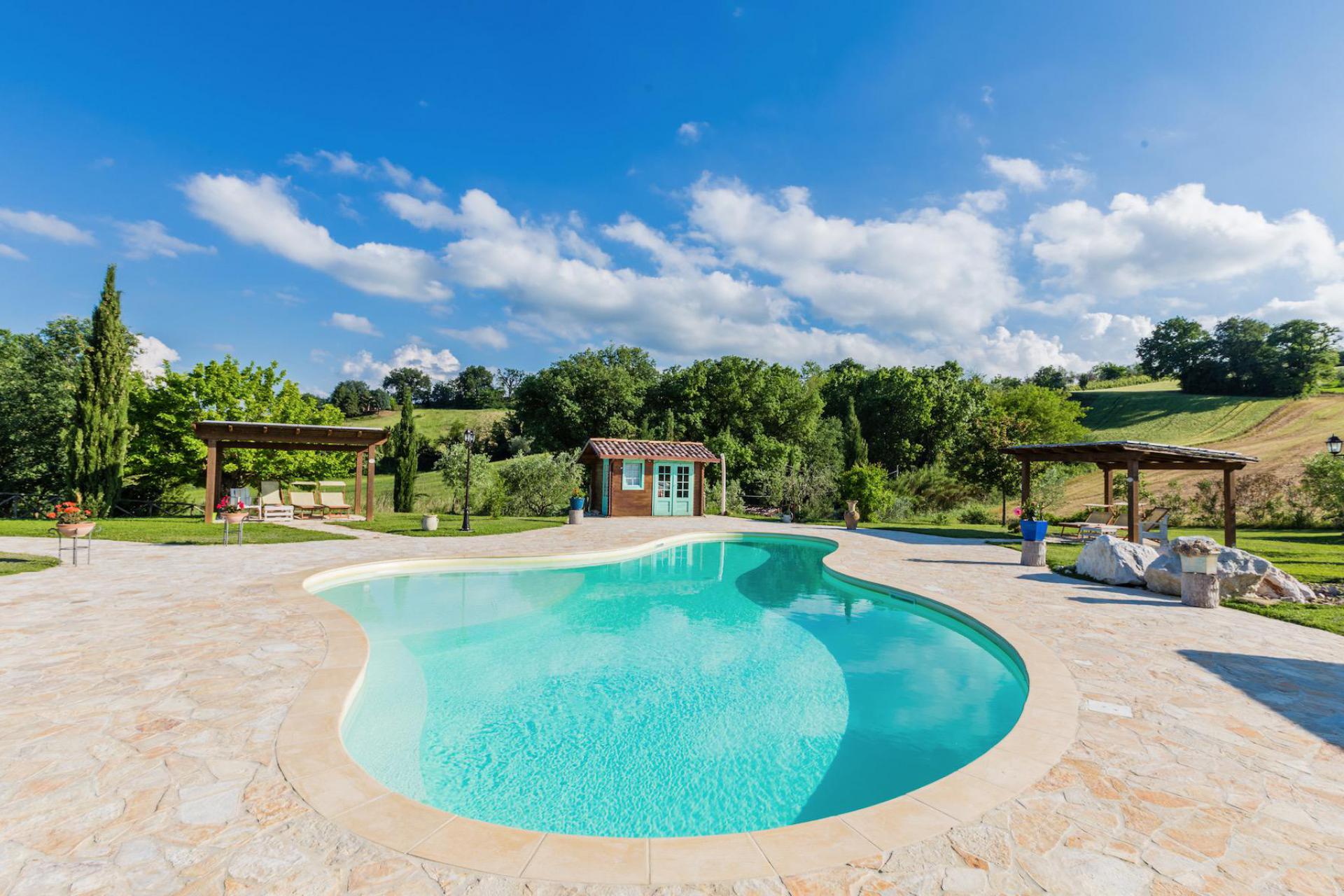 Kleinschalig country house nabij een dorpje in Le Marche