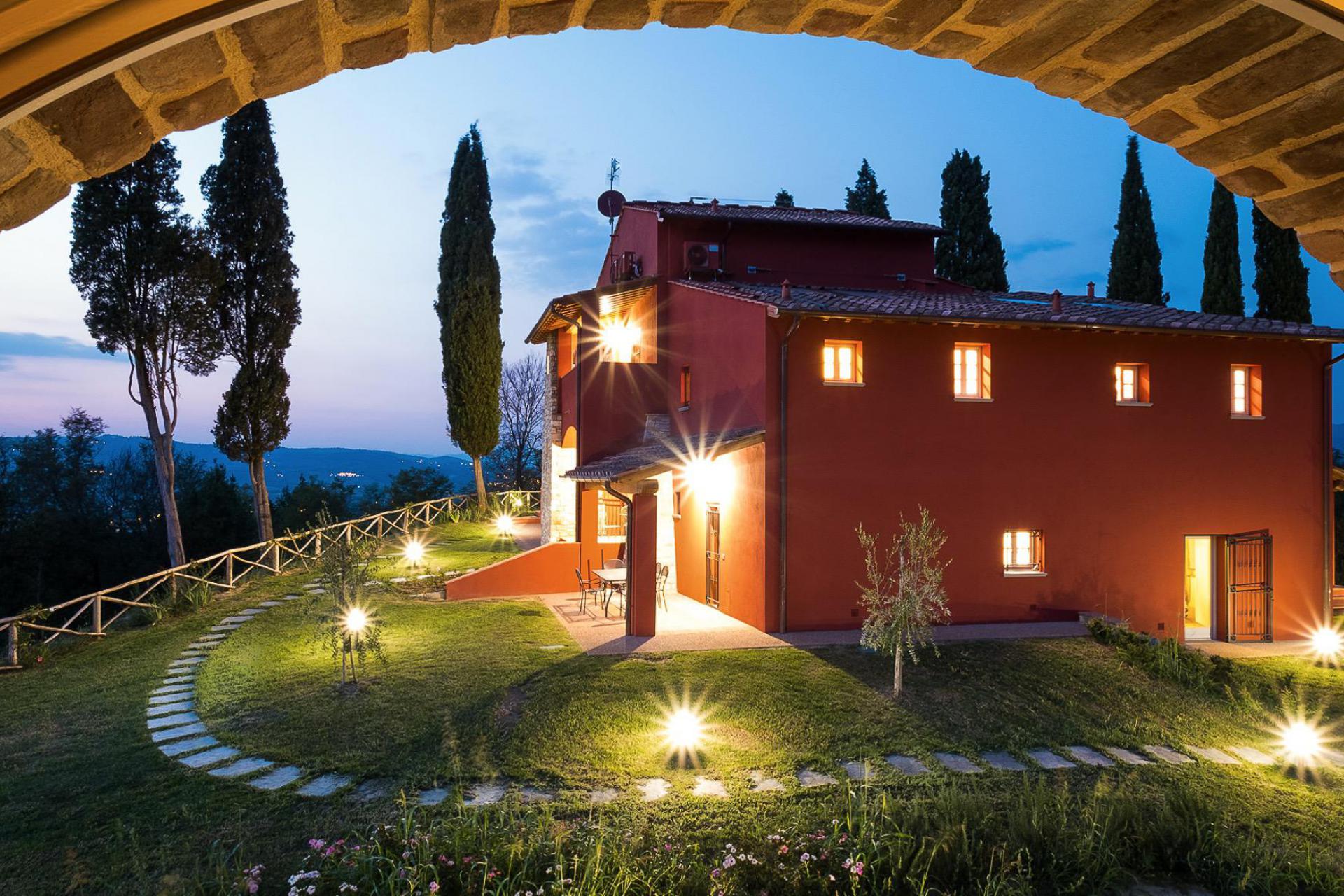 3. Familievriendelijke appartementen in hartje Toscane