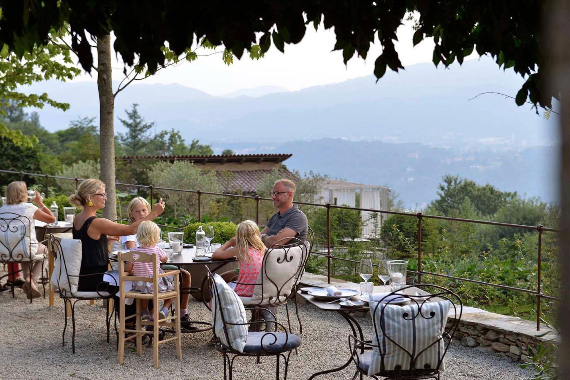Charmante agriturismo met prachtig meerzicht
