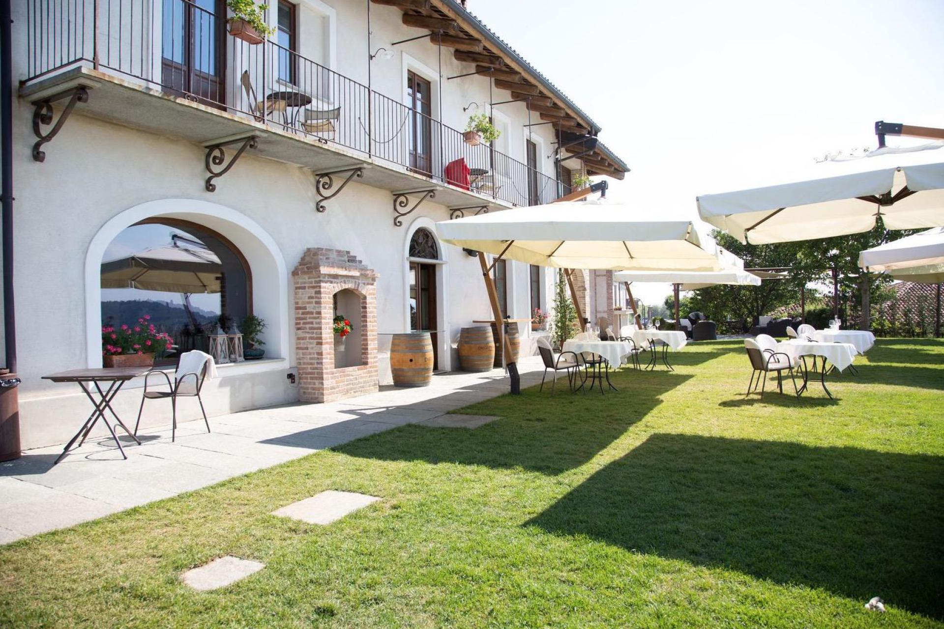 Agriturismo Piemonte met goede wijn en restaurant