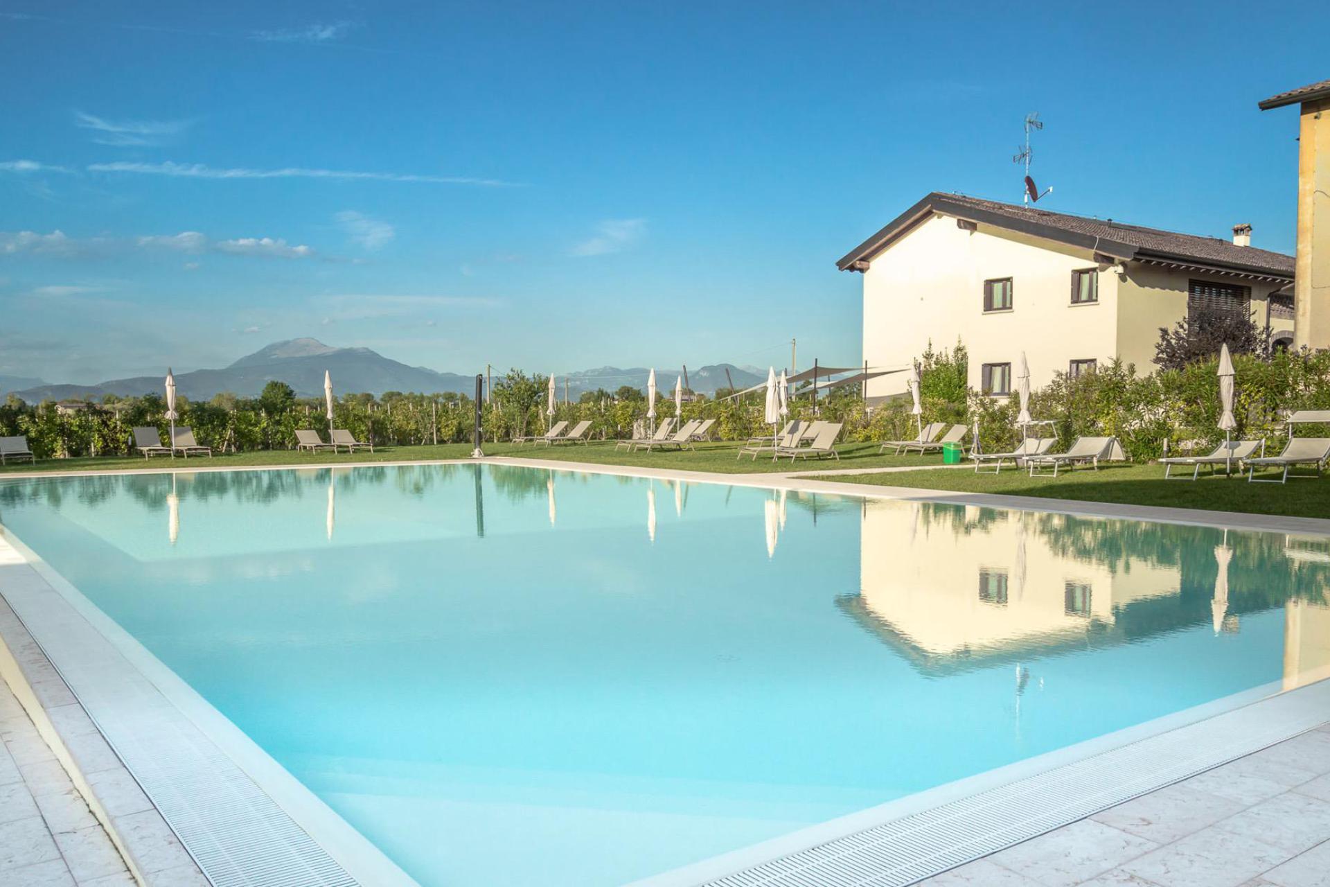 Agriturismo Gardameer, groot zwembad en voor families