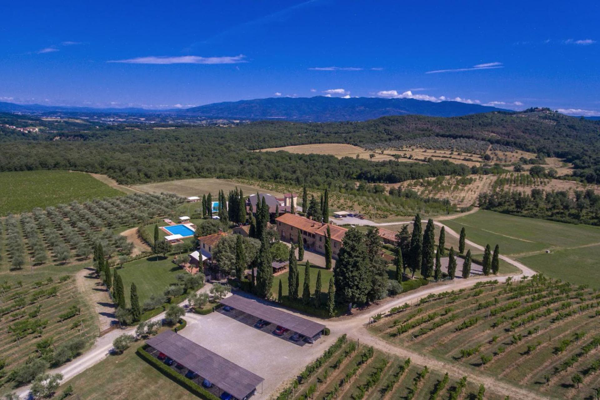 Agriturismo in Toscane met restaurant en panoramische wijnbar