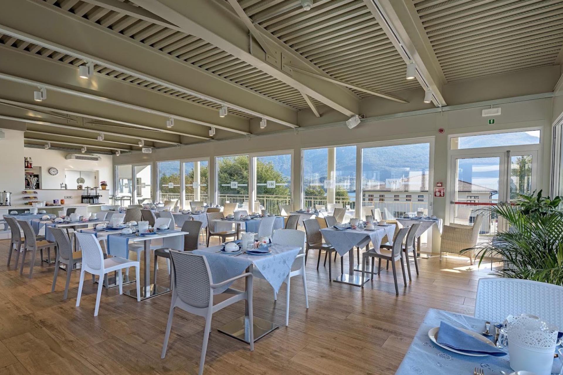 Hotel direct aan het Comomeer en de kiezelstranden