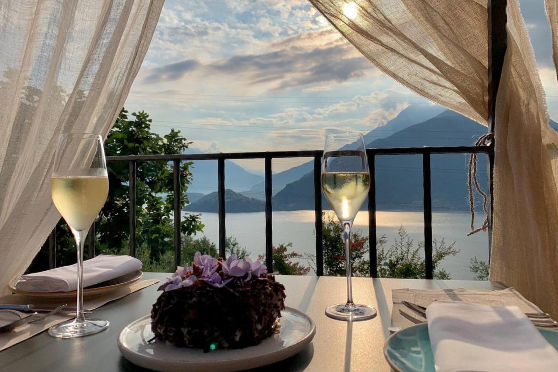 Agriturismo Comomeer, luxe kamers, zwembad en meerzicht