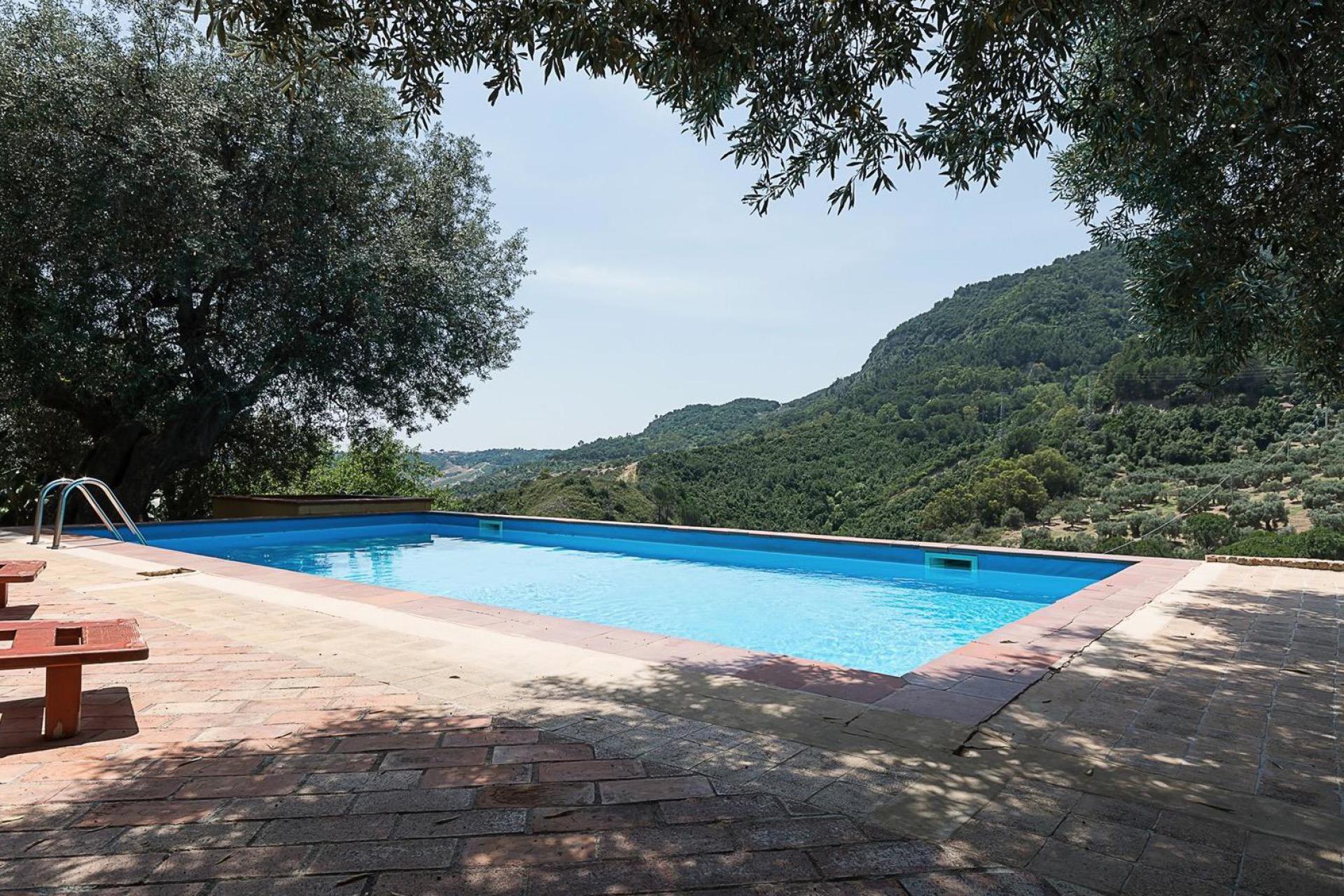 Agriturismo Calabrie, met goed restaurant en dichtbij zee