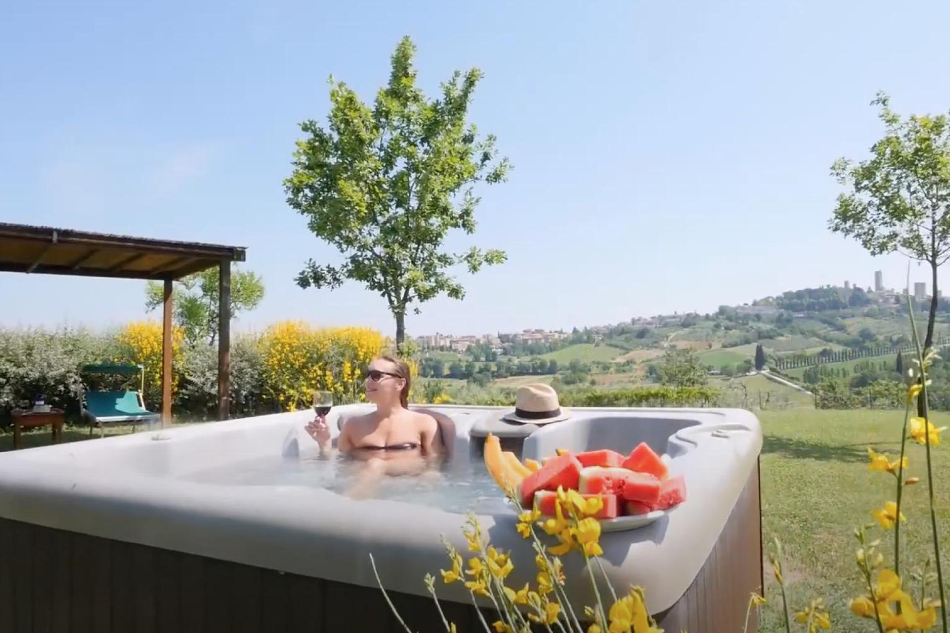 Centraal gelegen agriturismo met prachtig uitzicht op San Gimignano