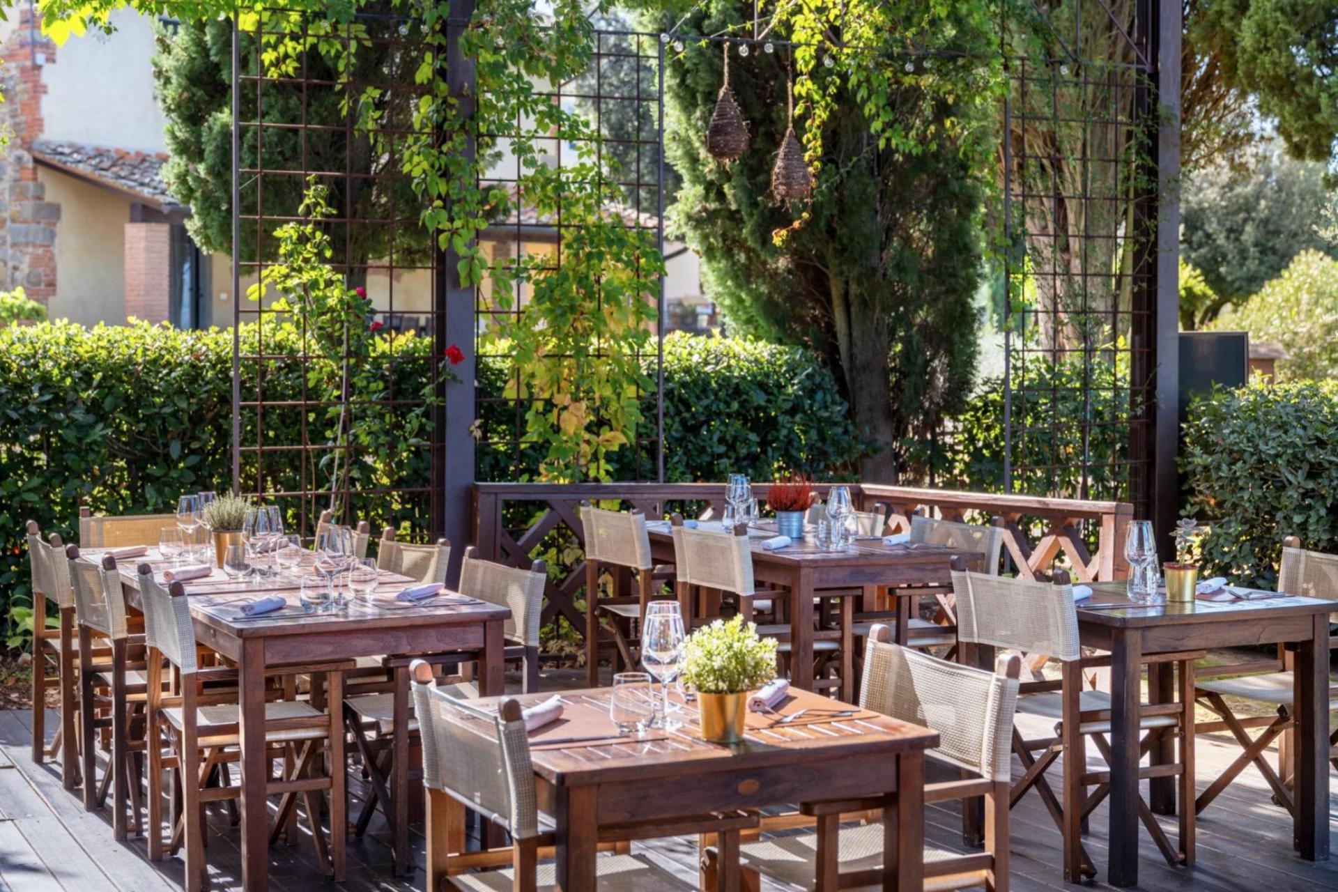 Elegante agriturismo met wijnbar en restaurant