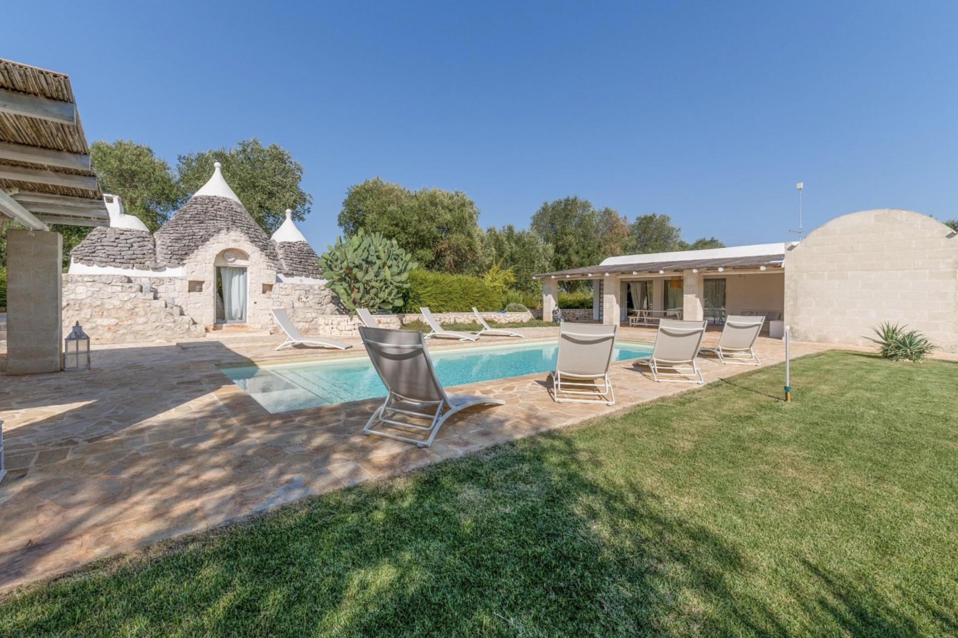 Privé trullo met zwembad in Puglia