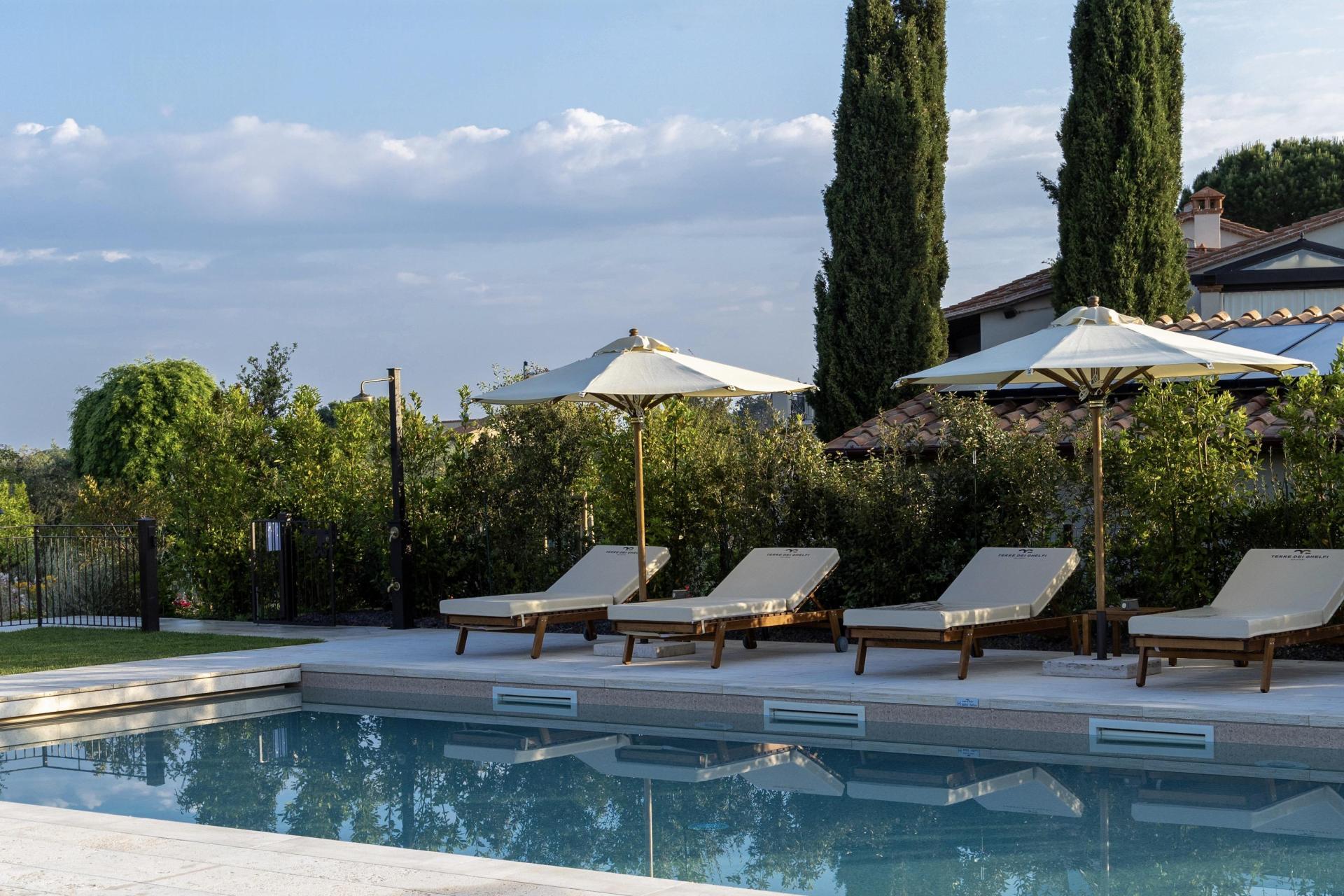 Kleinschalig boutique resort vlakbij zee en Bolgheri