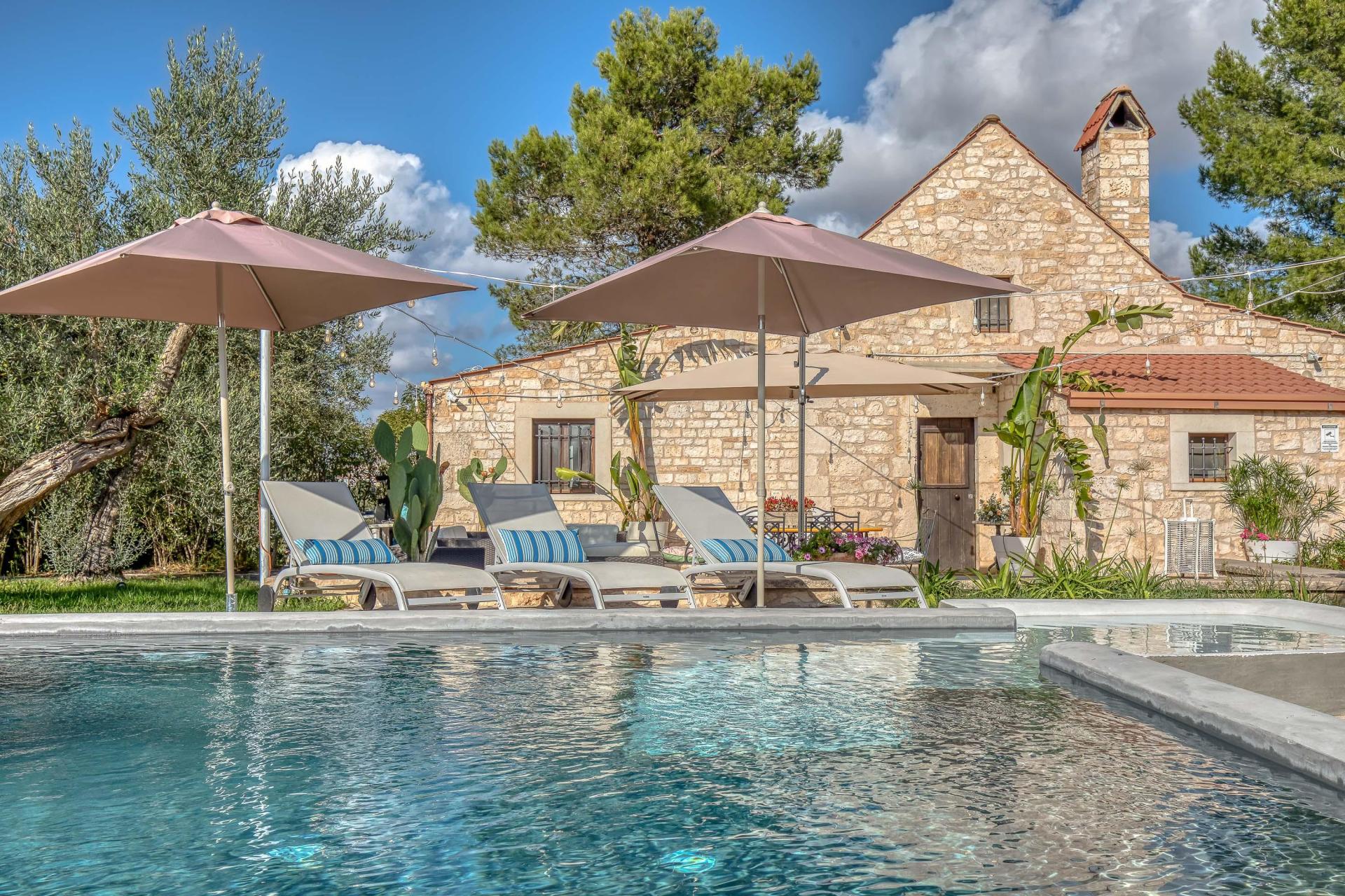 Trulli resort in Puglia met zwembad en authentieke sfeer