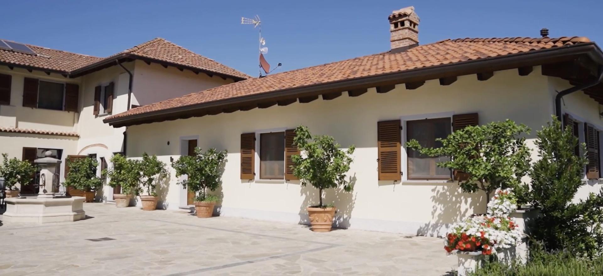 Agriturismo Piemonte Agriturismo en wijnboerderij in de heuvels van Piemonte