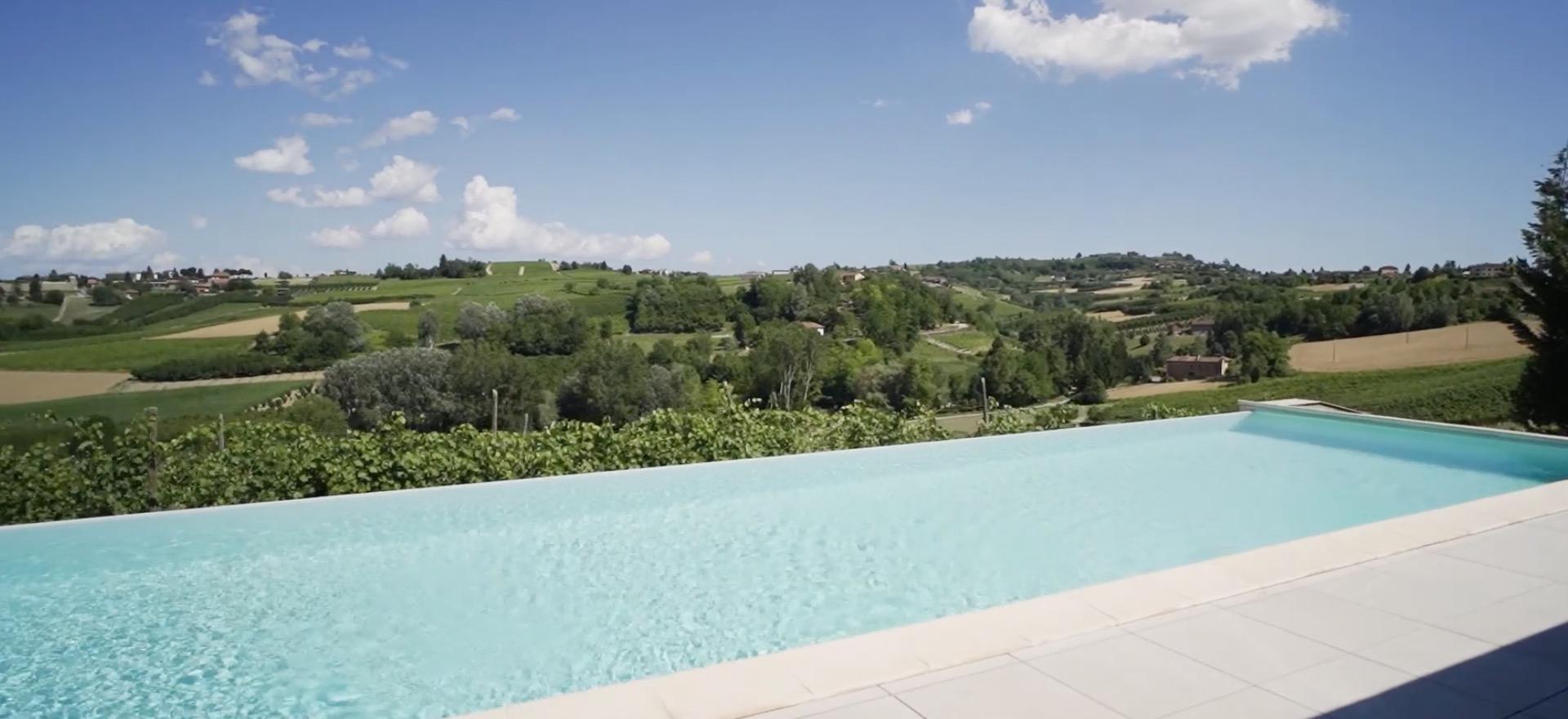 Agriturismo Piemonte Agriturismo en wijnboerderij in de heuvels van Piemonte