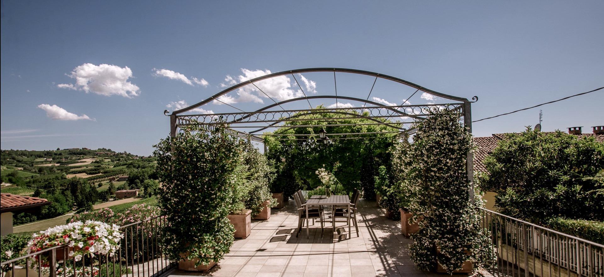 Agriturismo Piemonte Agriturismo en wijnboerderij in de heuvels van Piemonte