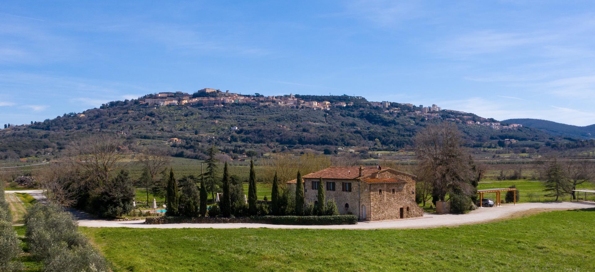 Agriturismo Toscane Agriturismo in Toscane met 5 zwembaden en 20 minuten van zee