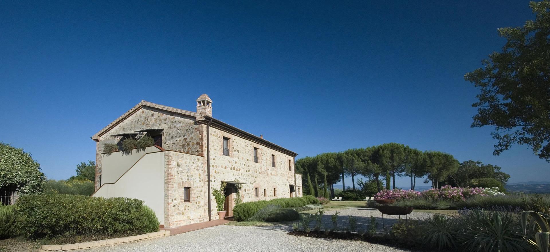 Agriturismo Toscane Agriturismo zuidelijk van Siena tussen de wijngaarden