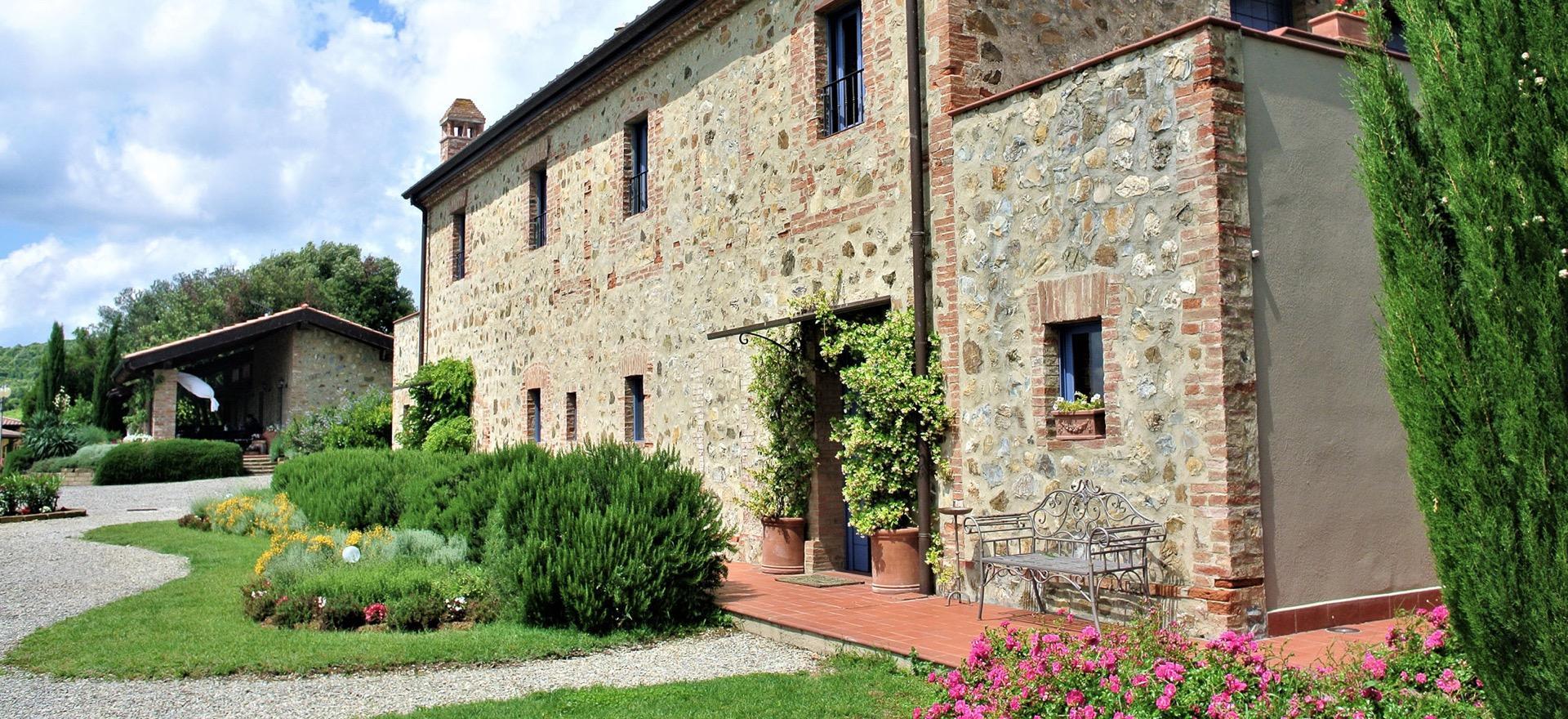 Agriturismo Toscane Agriturismo zuidelijk van Siena tussen de wijngaarden
