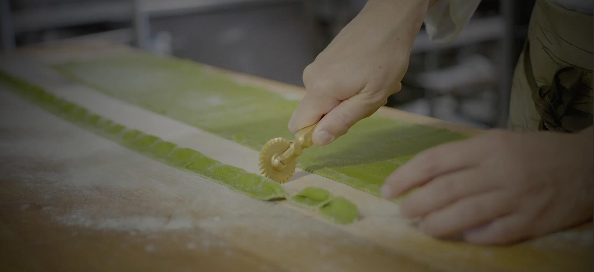 Agriturismo Piemonte Agriturismo Piemonte tussen wijgaarden met restaurant