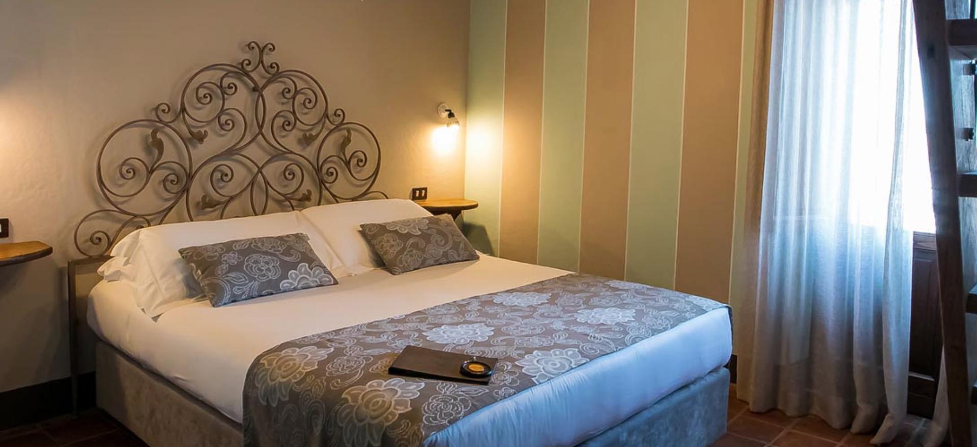 Agriturismo Piemonte Agriturismo Piemonte tussen wijgaarden met restaurant