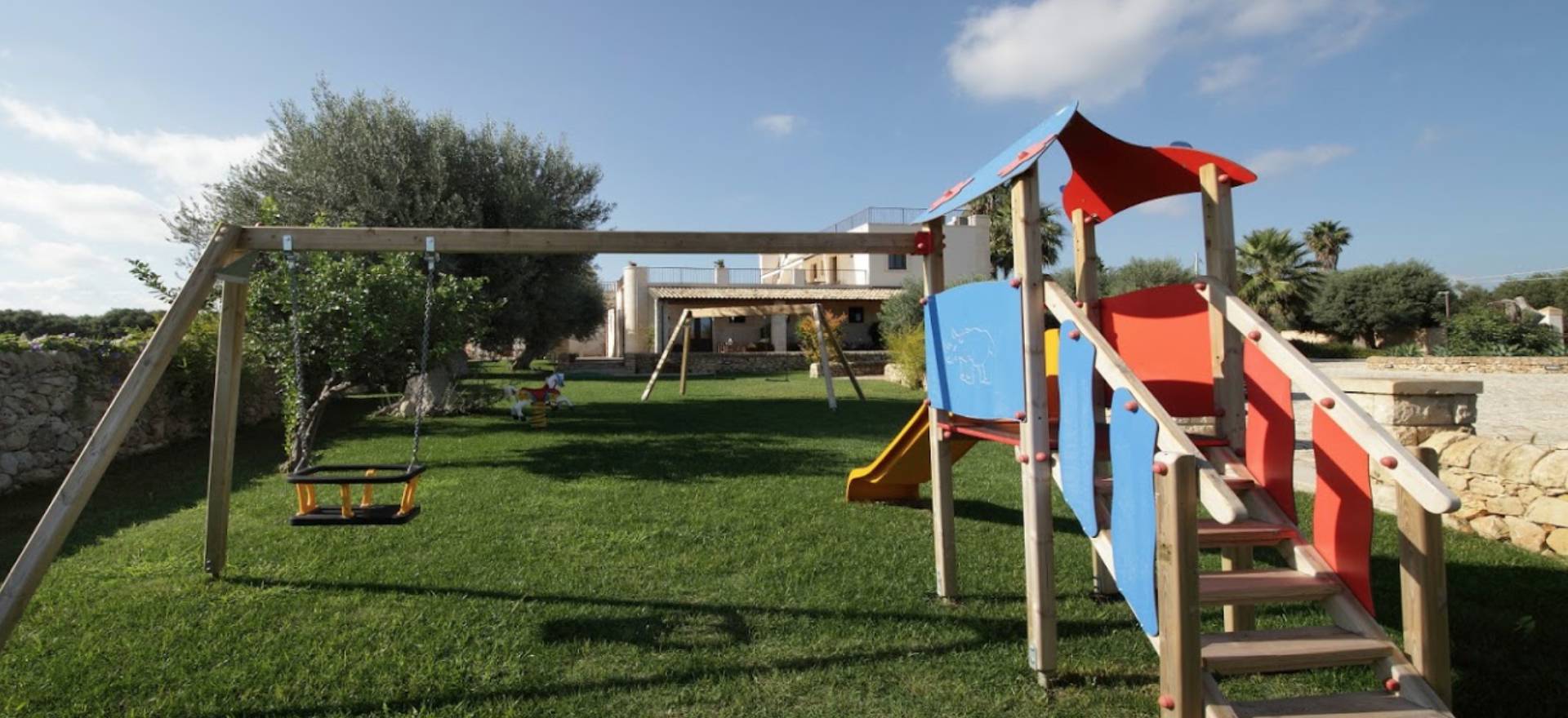 Agriturismo Sicilie Agriturismo vlakbij strand en met groot zwembad