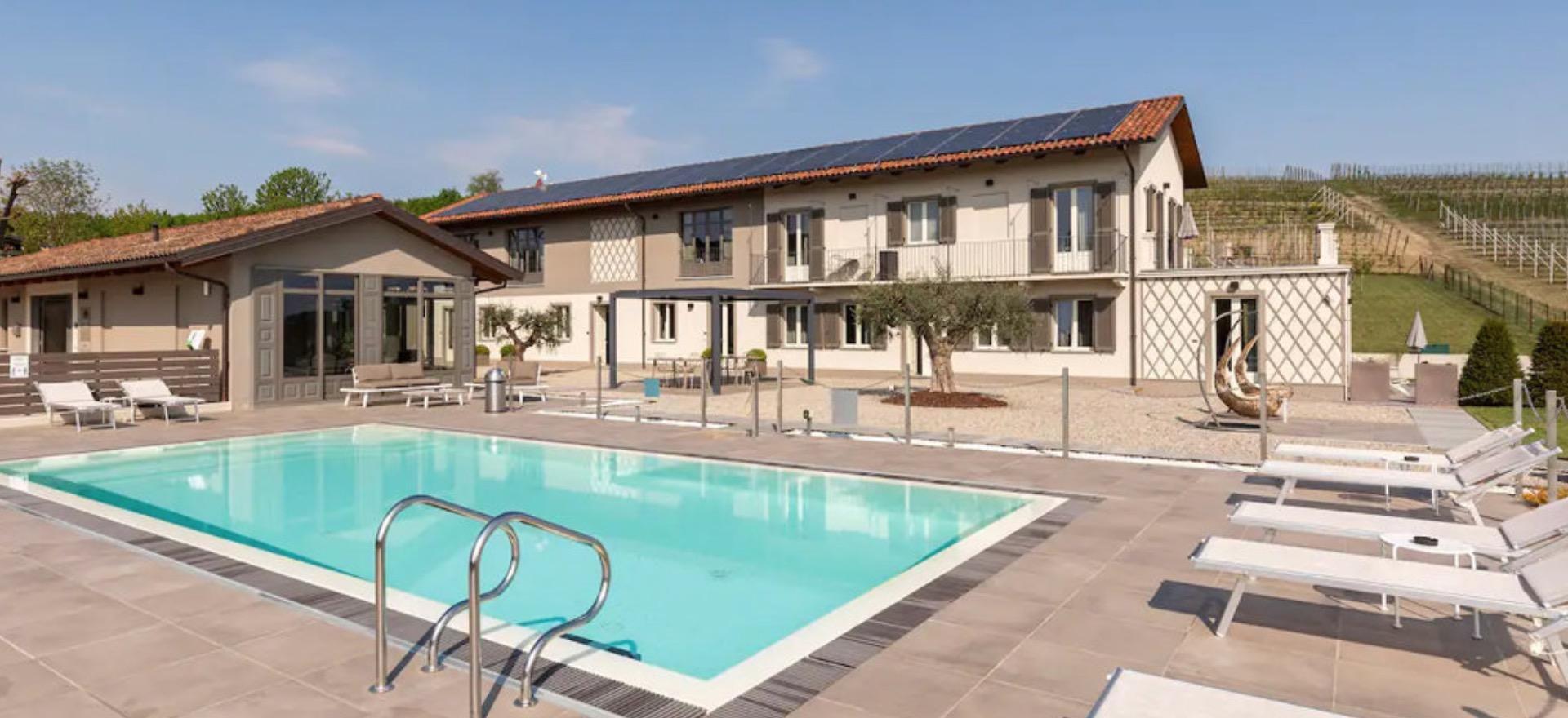 Agriturismo Piemonte Appartementen in Piemonte met zwembad
