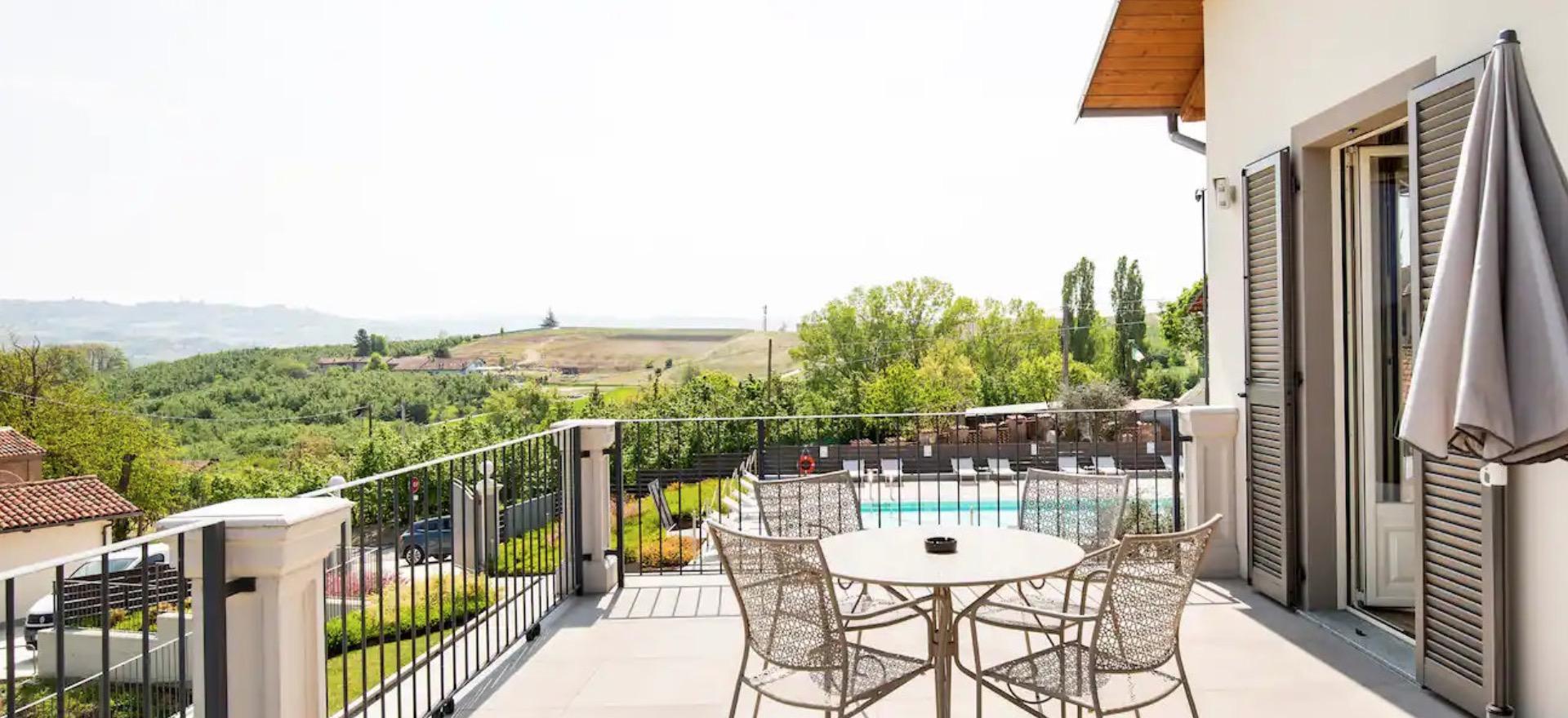 Agriturismo Piemonte Appartementen in Piemonte met zwembad