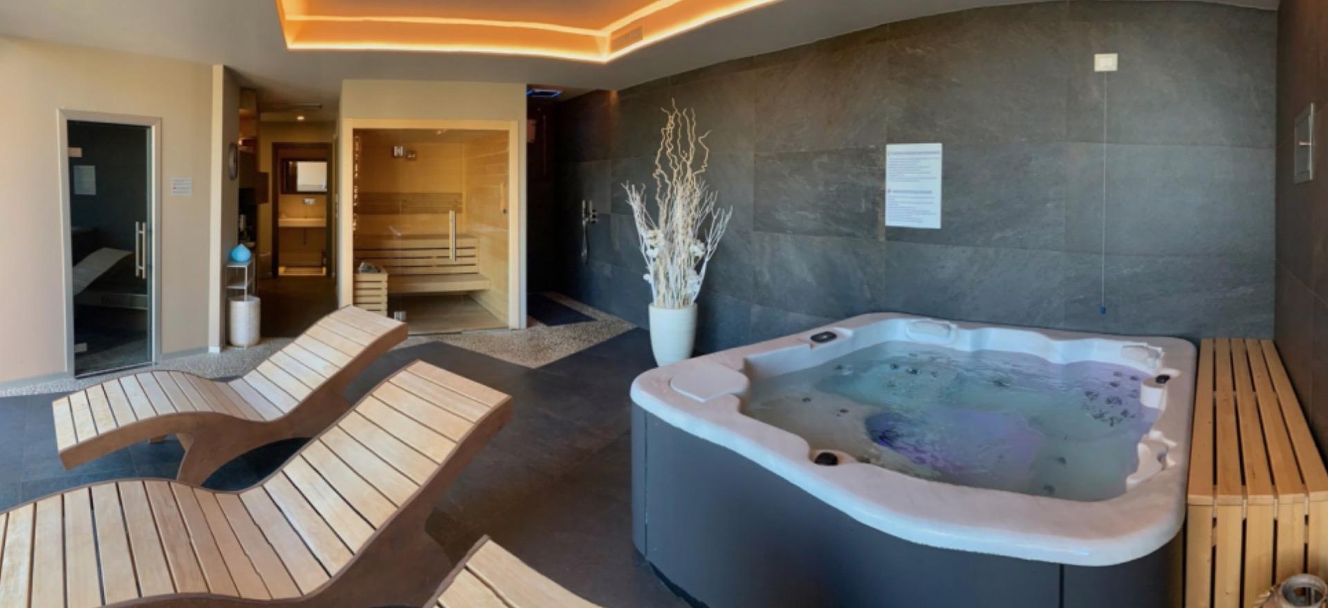 Agriturismo Piemonte Appartementen in Piemonte met zwembad