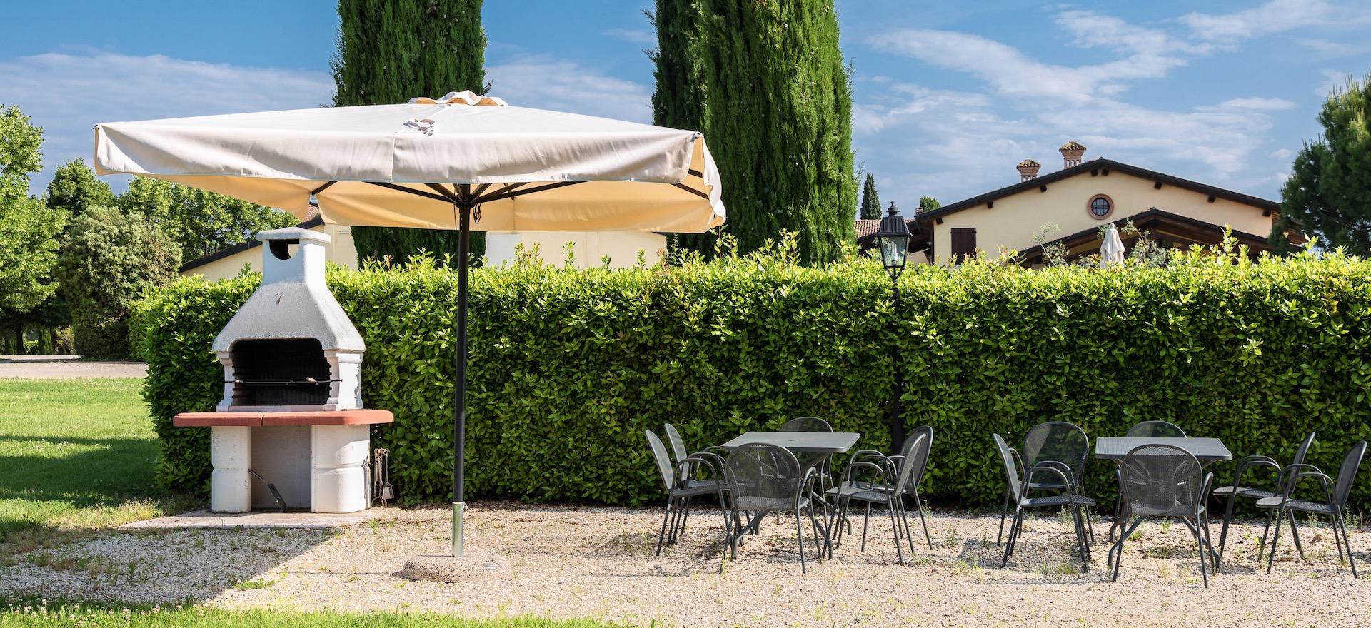 Agriturismo Comomeer en Gardameer Familievriendelijke agriturismo Gardameer – omringd door wijngaarden