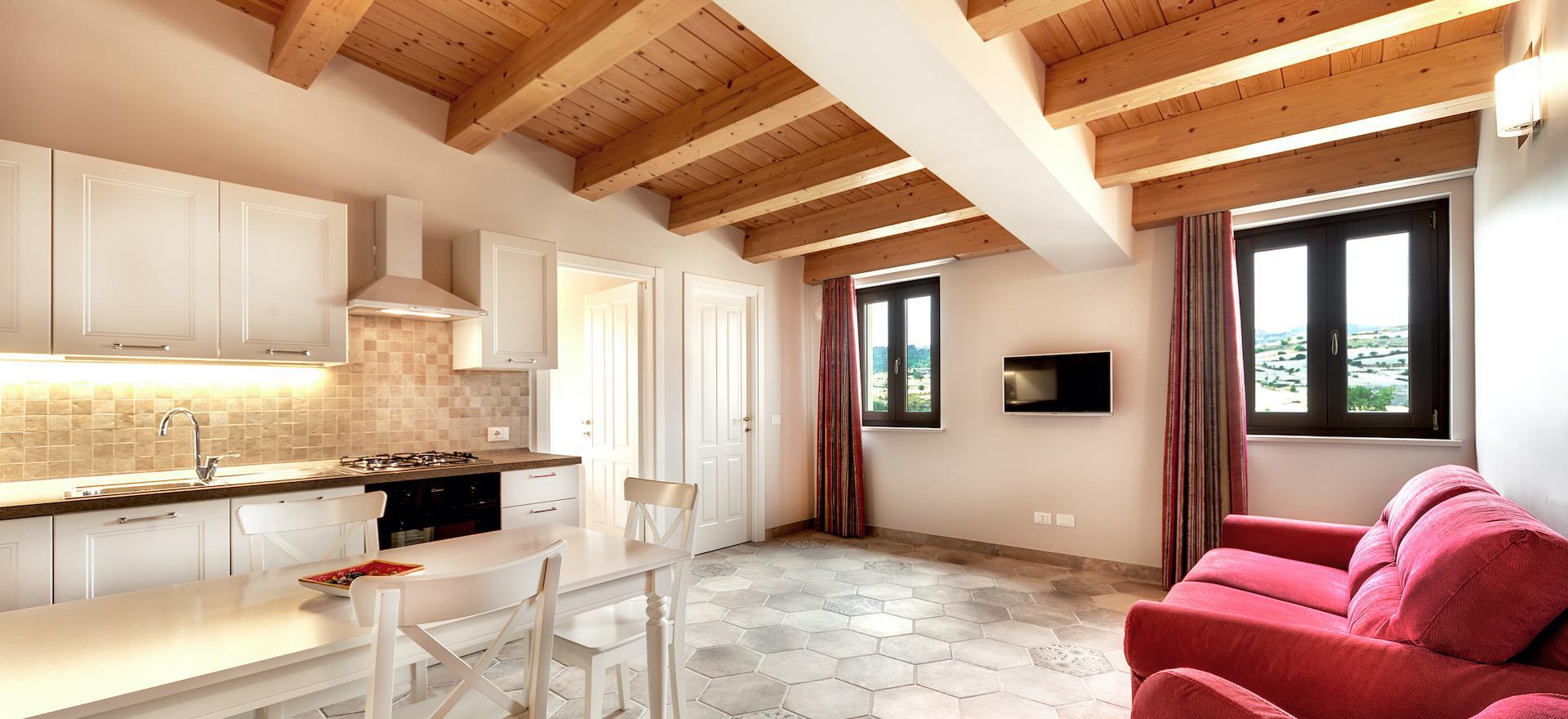 Agriturismo Sicilie Familievriendelijke agriturismo op Sicilië met groot zwembad