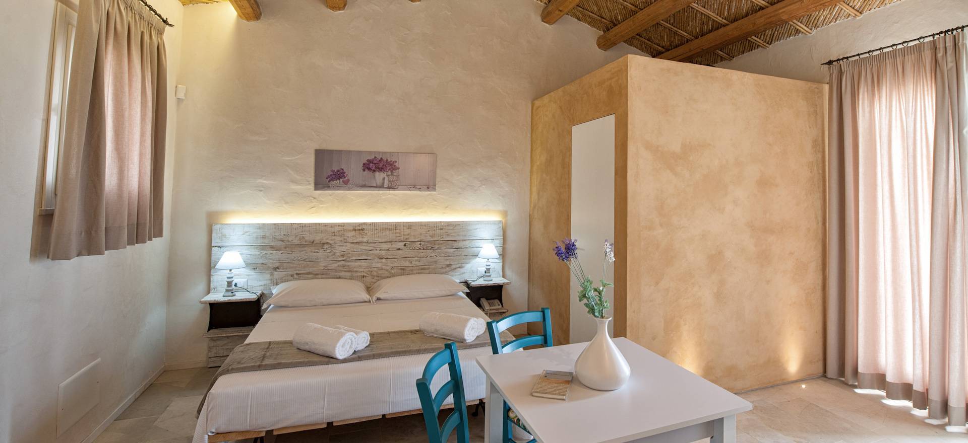 Agriturismo Sicilie Gerenoveerde agriturismo met goede Siciliaanse keuken