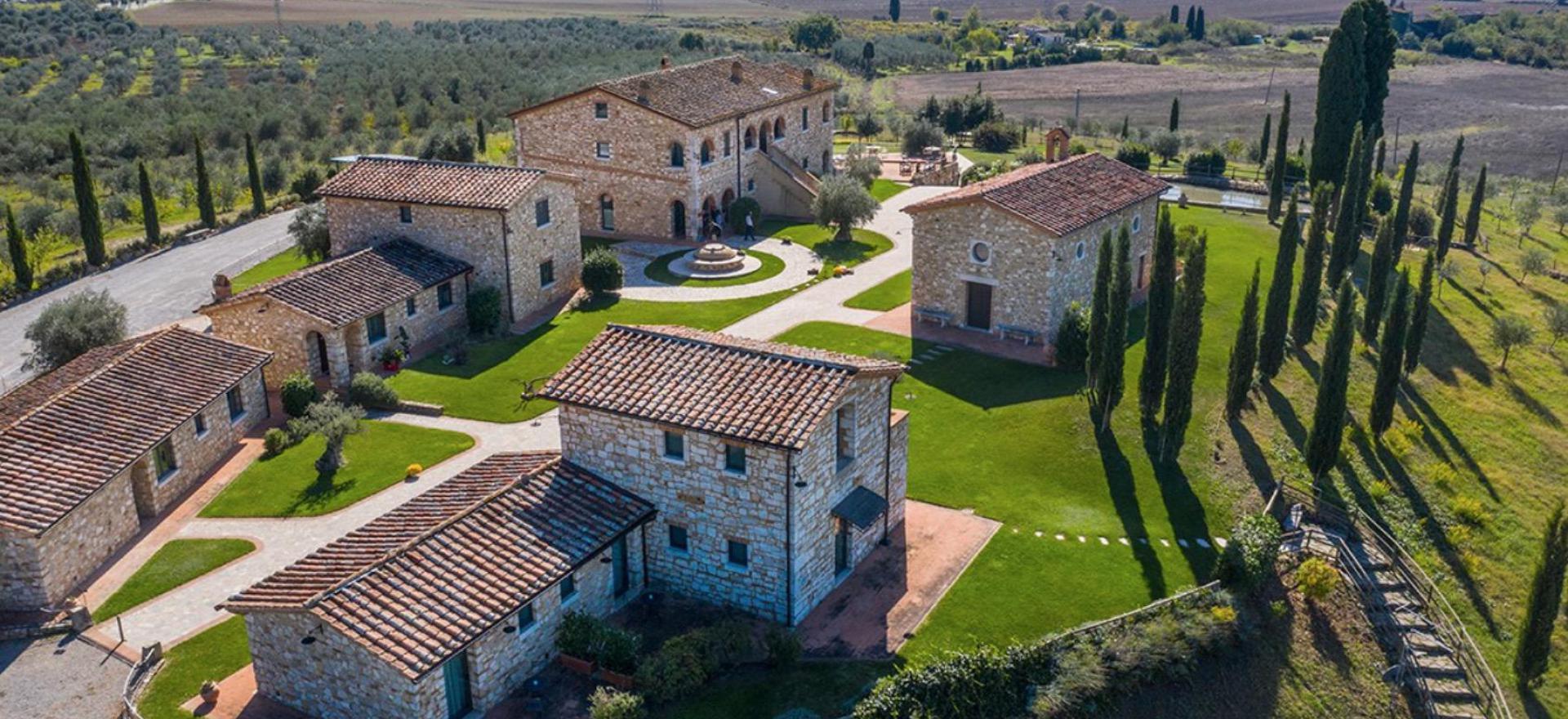 Agriturismo Toscane Mooie olijf agriturismo niet ver van Siena