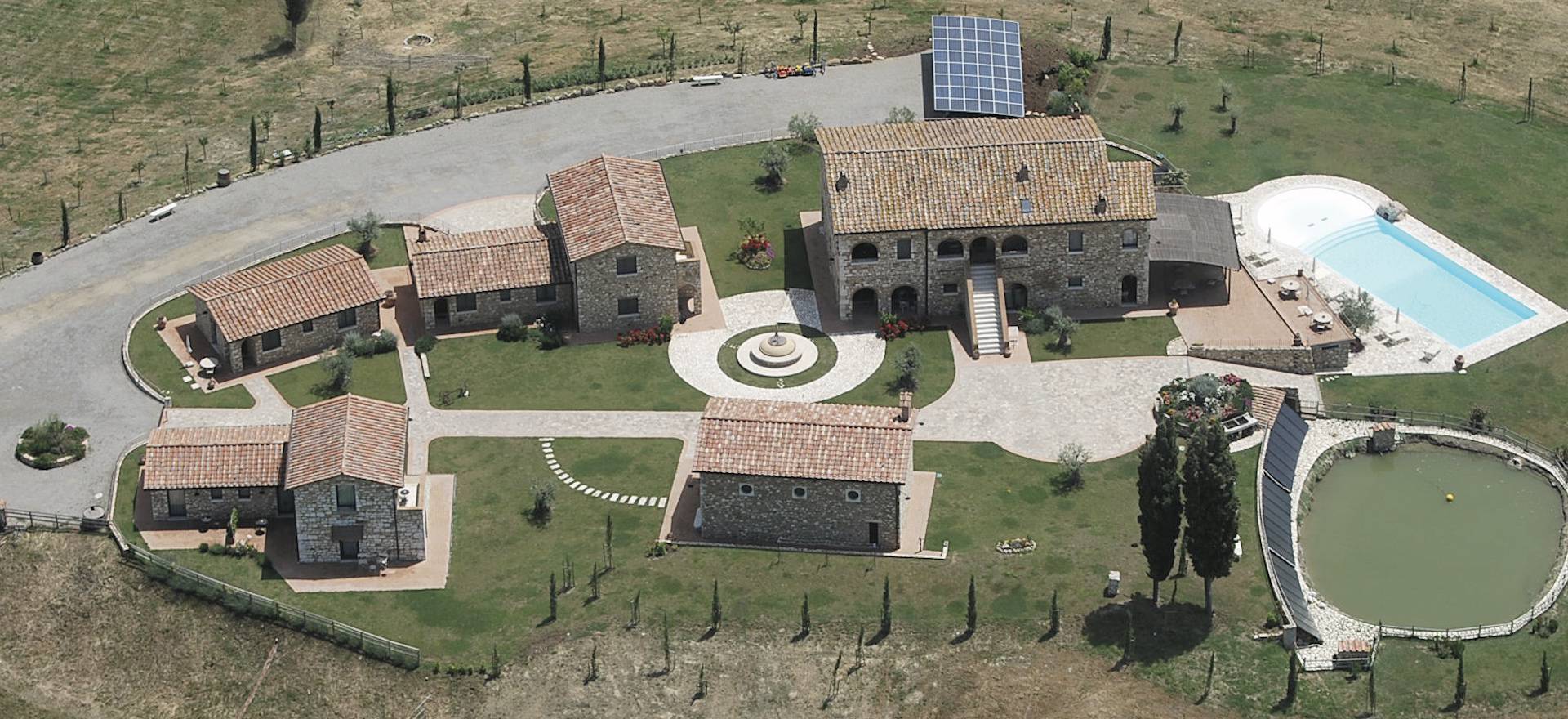 Agriturismo Toscane Mooie olijf agriturismo niet ver van Siena