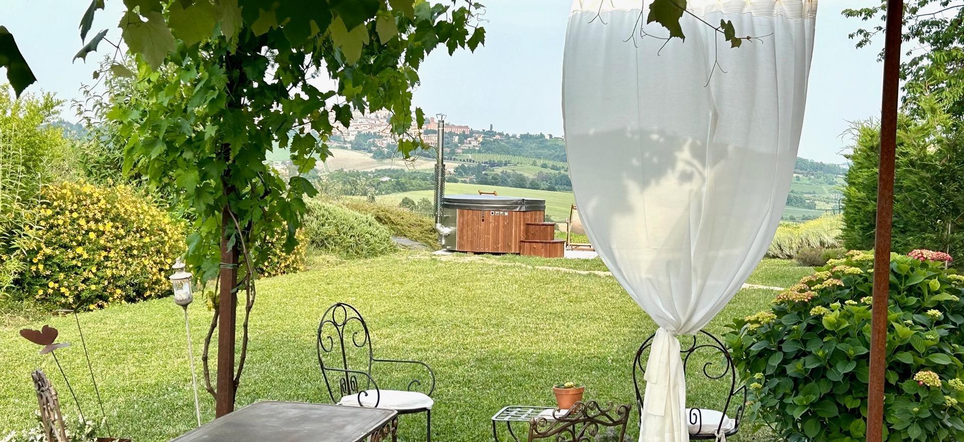 Agriturismo Piemonte Sfeervolle Bed & Breakfast tussen de heuvels van Monferrato